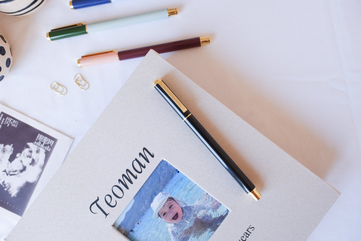 Premium Roller Kalem, BLACK - Memoriés & more
